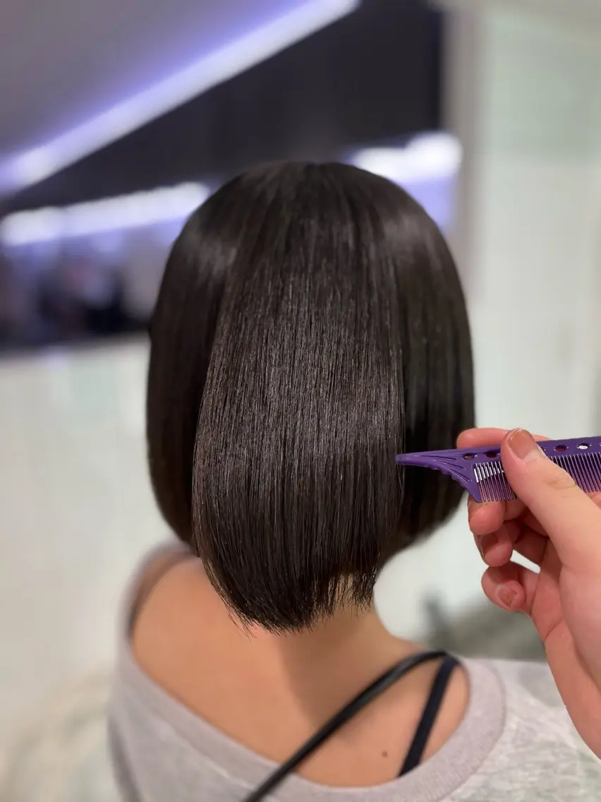 カラー ハイトーンカラー 🦄レイヤーカットのヘアスタイル