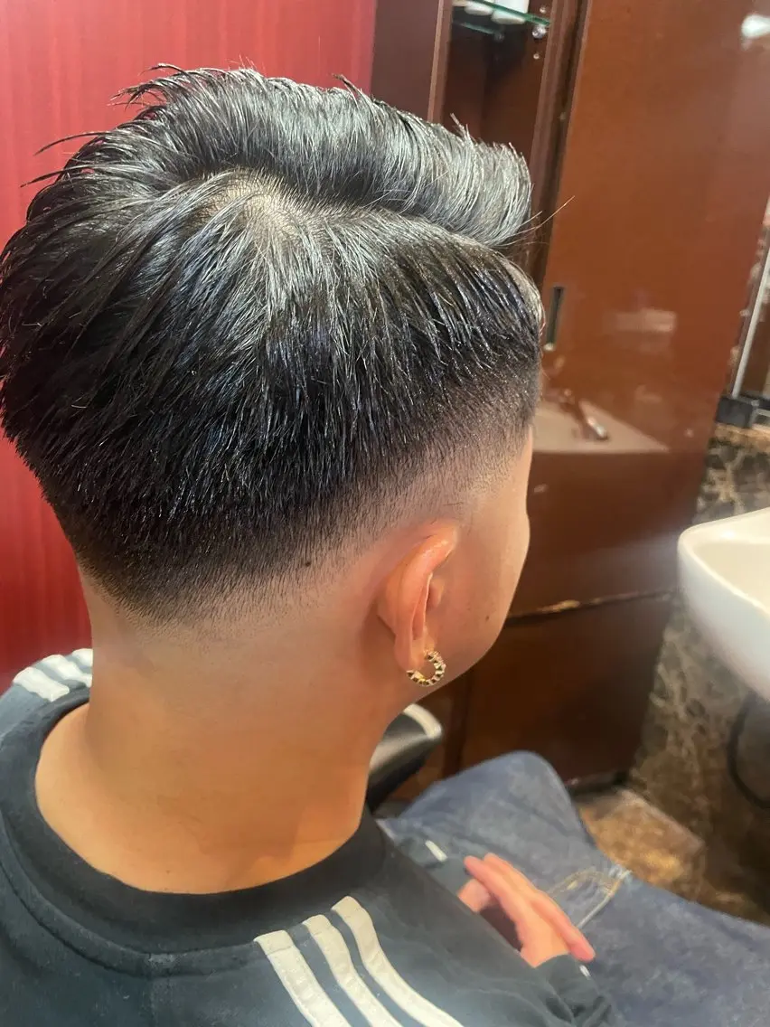 ショート メンズ フェードカット スキンフェード 染谷 翔のヘアスタイル