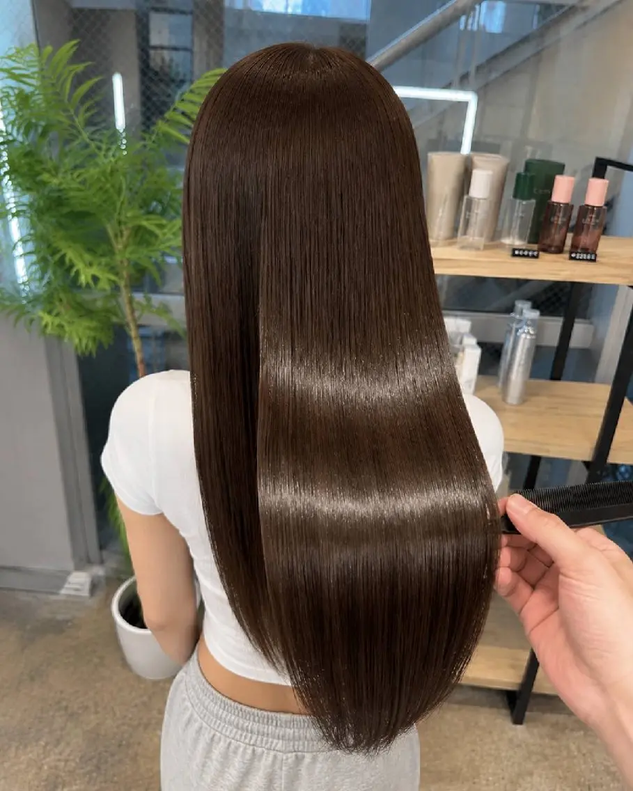 ロング ロング トリートメント 縮毛矯正💇艶髪 シノハラ✨髪質改善のヘアスタイル