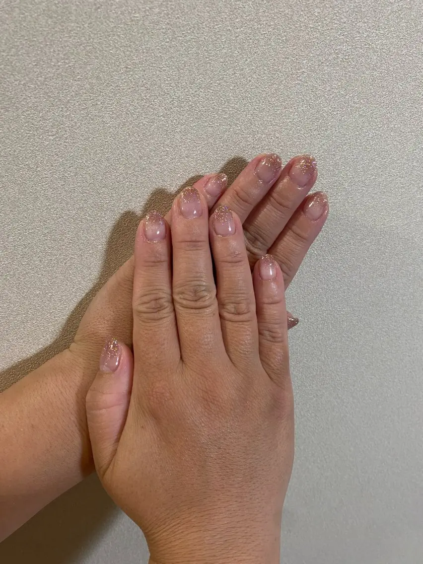 ネイル ハンドネイル YUZUKI 💅🏻🌺のネイルデザイン