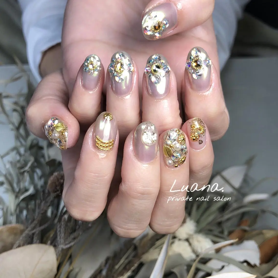 ネイル アートネイル atelier alle.のネイルデザイン
