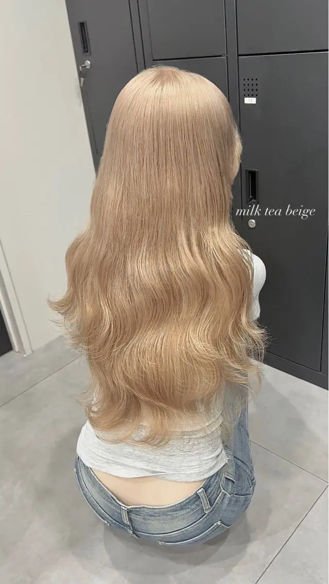 ロング カラー ベージュカラー ブリーチ ケアブリーチ ハイトーンカラー ミルクティーベージュ ヘアカラー トリートメント ヒロミ/ミルクティー /ブロンド/ピンクのヘアスタイル