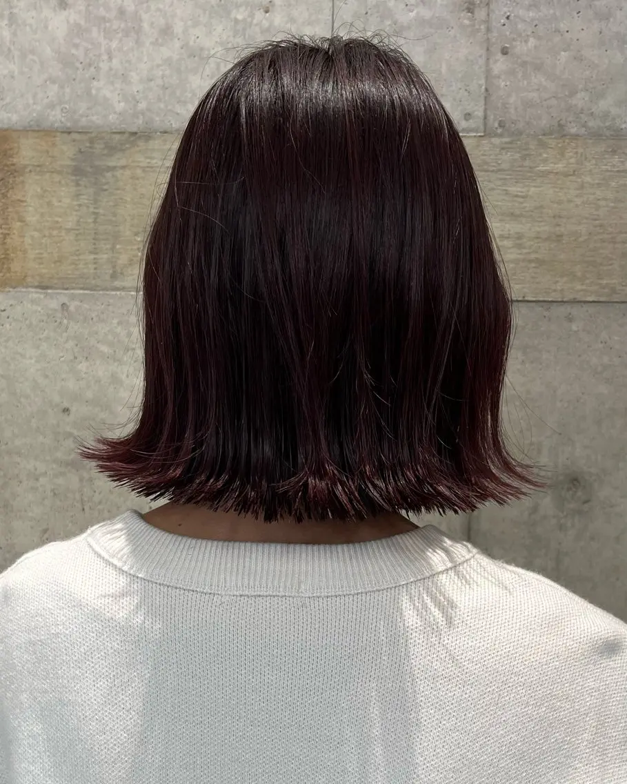 瑠己杏 :ボブ/ ハイトーンワンカラーのヘアスタイル