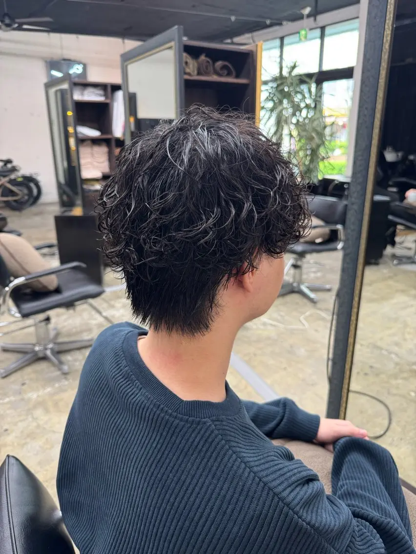 ミディアム カット パーマ 影山 蒼太のヘアスタイル