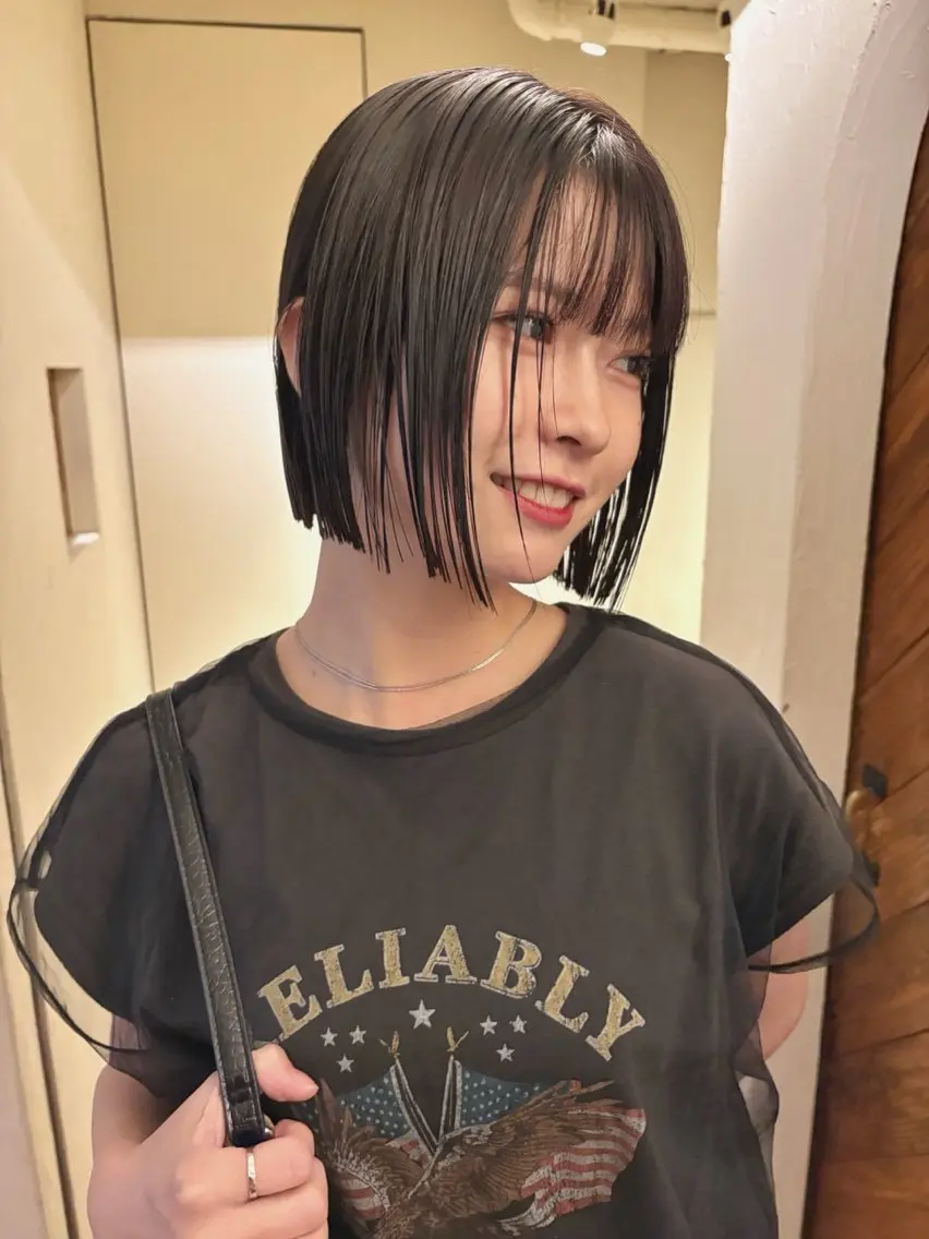 ミディアム 切りっぱなしボブ ボブ カット 縮毛矯正 切りっぱなしボブ/ ストレート須藤優真のヘアスタイル