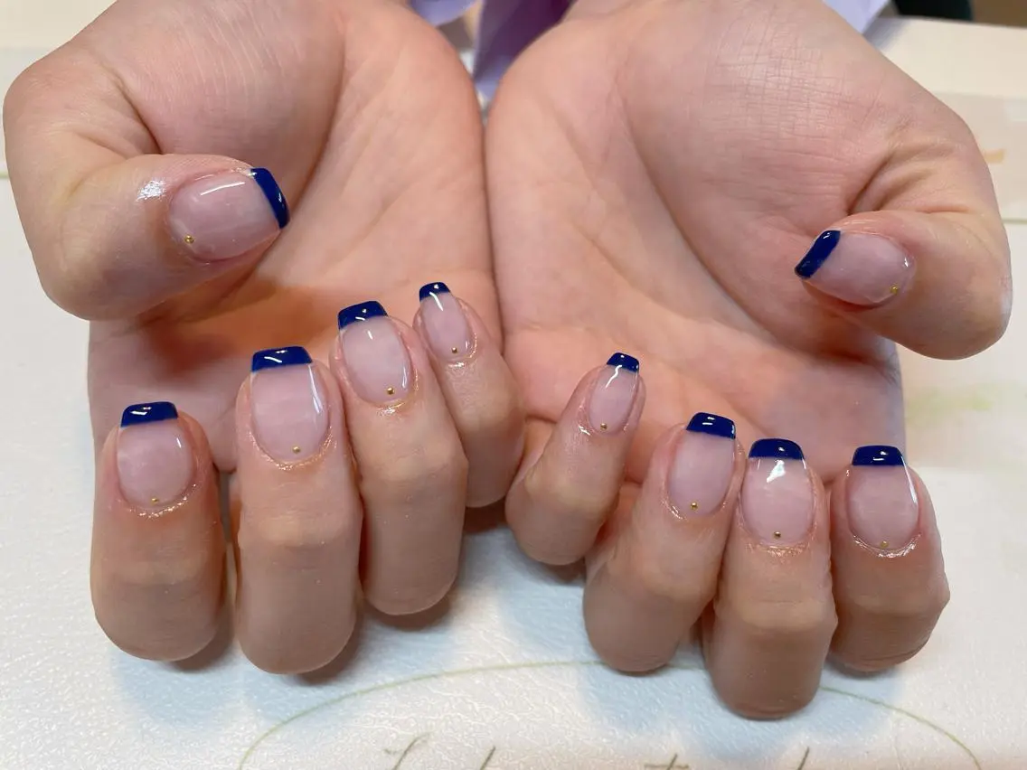ネイル ストーンネイル ハンドネイル エン Nail salonのネイルデザイン