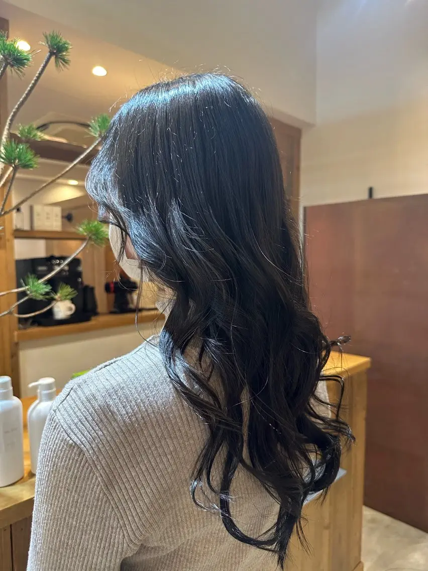 ロング カラー reefur マリナのヘアスタイル