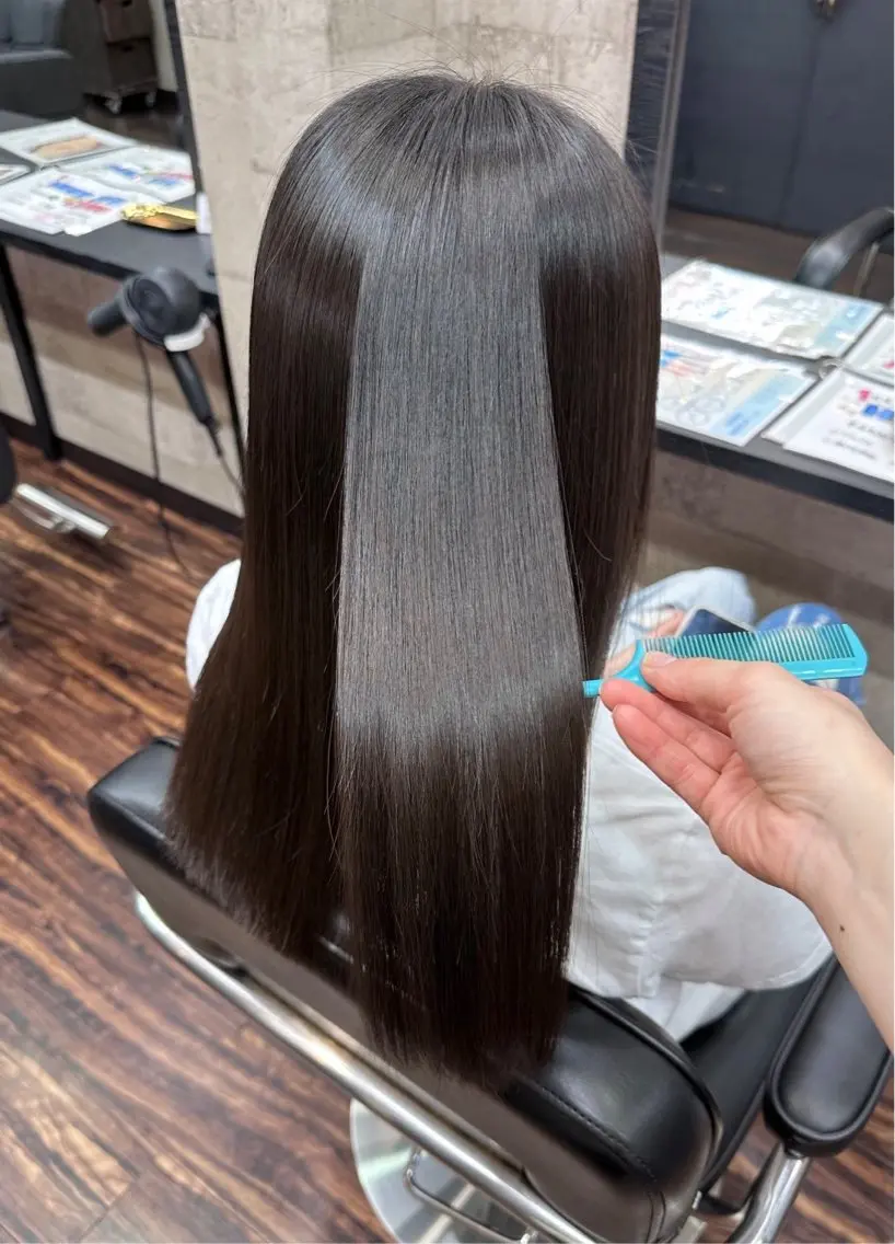 🍀縮毛矯正+髪質改善トリートメント¥5660~の写真