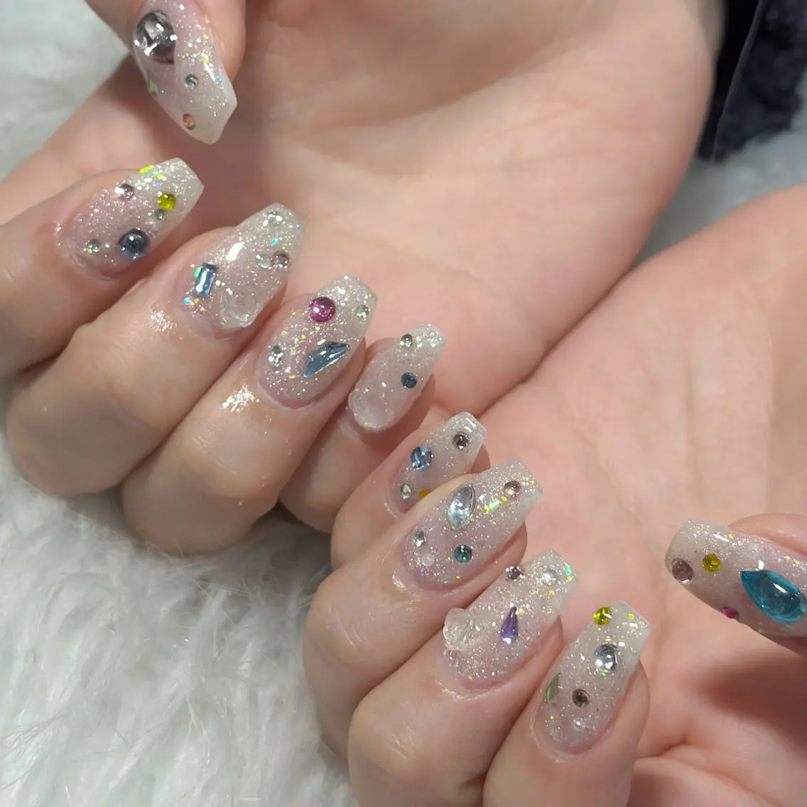 ネイル ハンドネイル フットネイル LAVISH nanamiのネイルデザイン