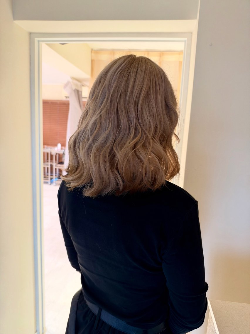 ミディアム カラー ベージュカラー ブリーチ 透明感カラー ヘアカラー 似合わせ透明感カラー KANAのヘアスタイル