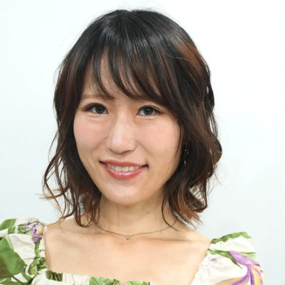 ミディアム カラー パーマ ミディアムパーマ ブラウンカラー ボブ 小顔カット Endearing 銀座/レイヤーカットのヘアスタイル