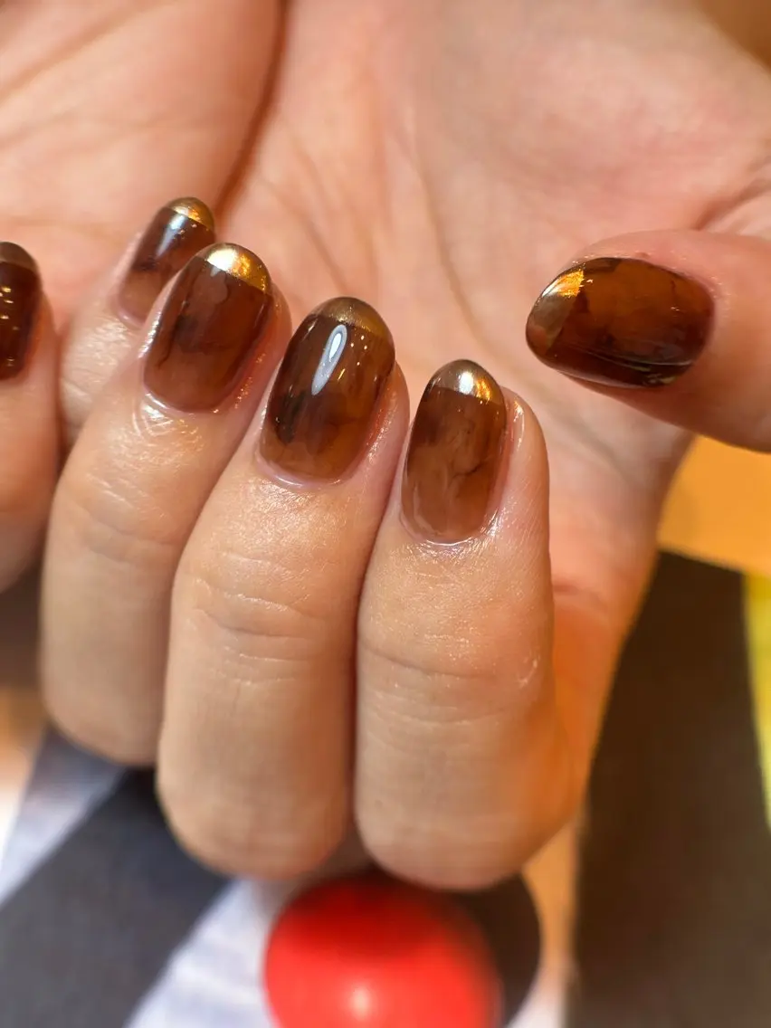 ネイル フットネイル フレンチネイル ジェルネイル マグネットネイル ニュアンスネイル illum hicariのネイルデザイン