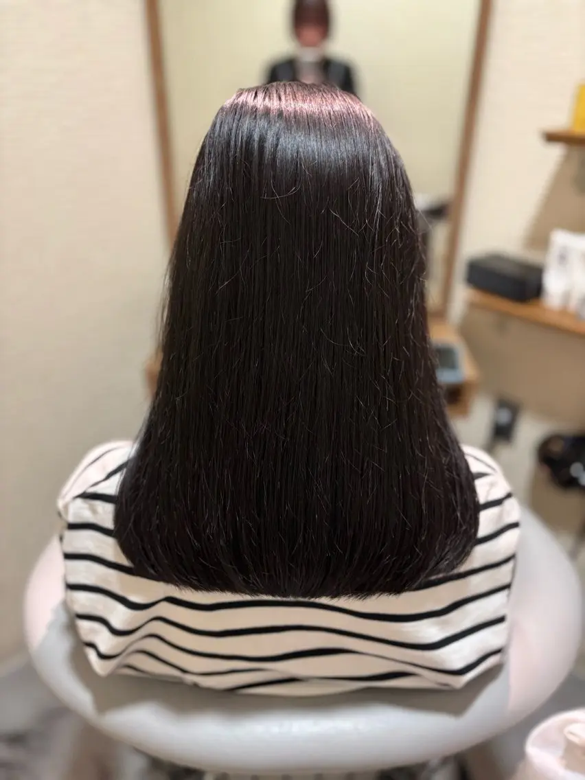 セミロング カット 松山 彩香のヘアスタイル