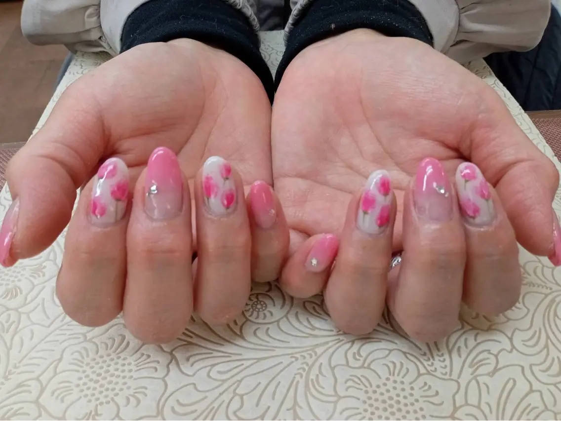 ネイル フラワーネイル precious nail roomのネイルデザイン
