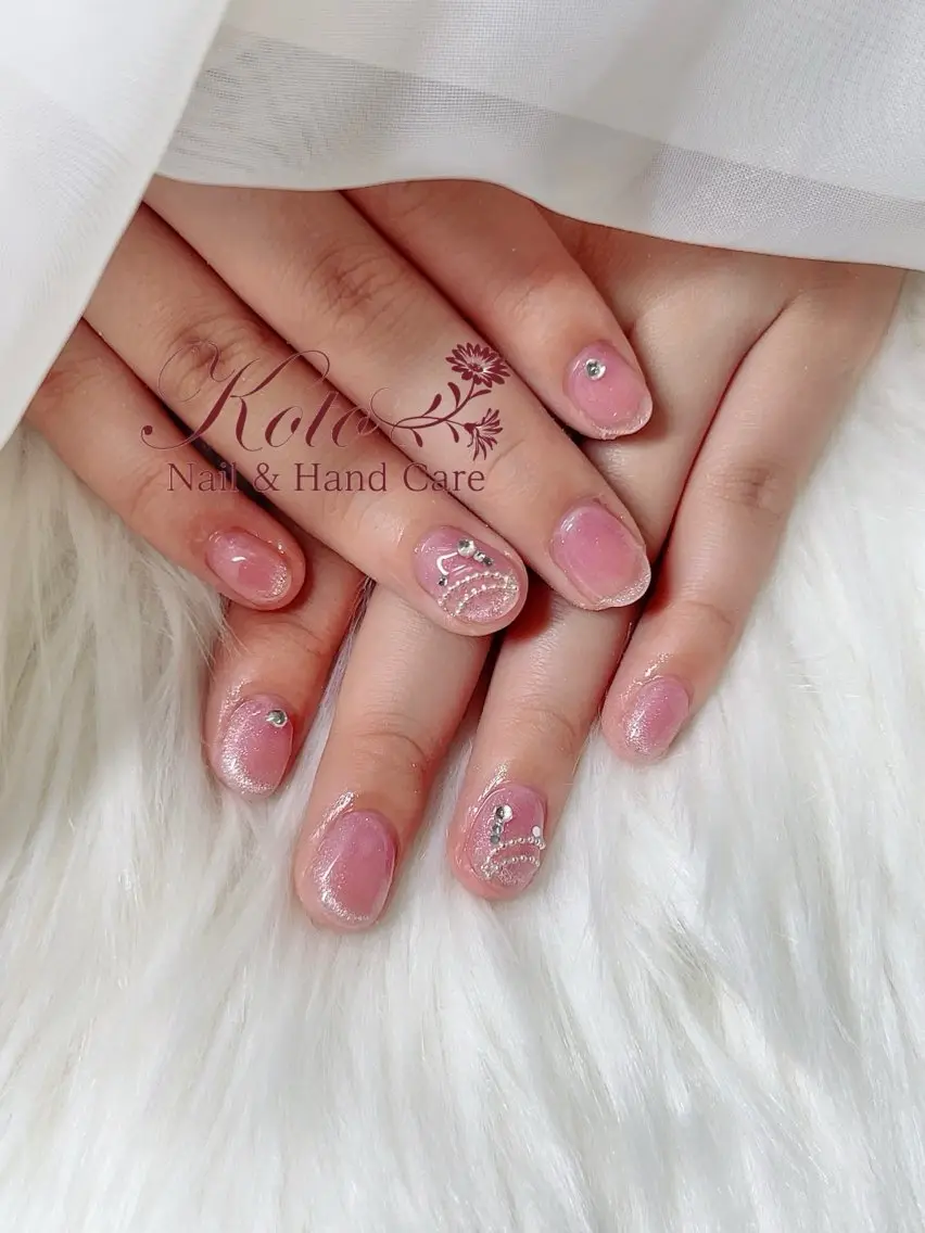 ネイル 長さ出し ジェルネイル 持ち込み ニュアンスネイル 赤色 ハンドネイル Nail Salon KOTOのネイルデザイン