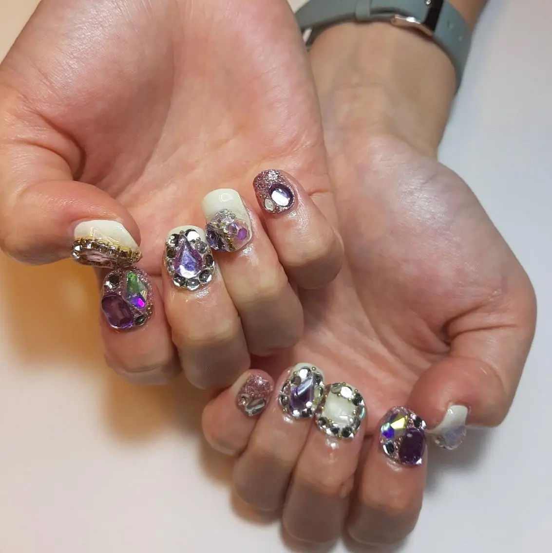 ネイル ゴージャス キラキラネイル owlnail /持込みデザイン専門のネイルデザイン