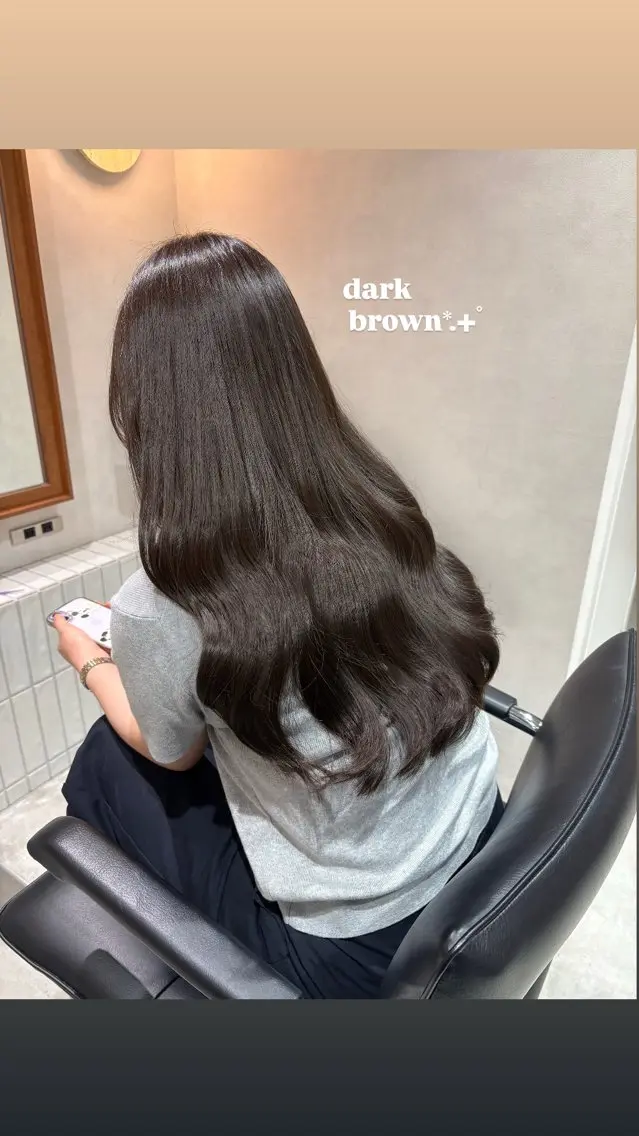 ロング ヘアカラー SANO YUIのヘアスタイル