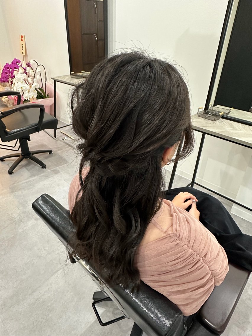 ロング ヘアアレンジ 🌈髪質改善🌈 過去の1艶サラ体験✨のヘアスタイル