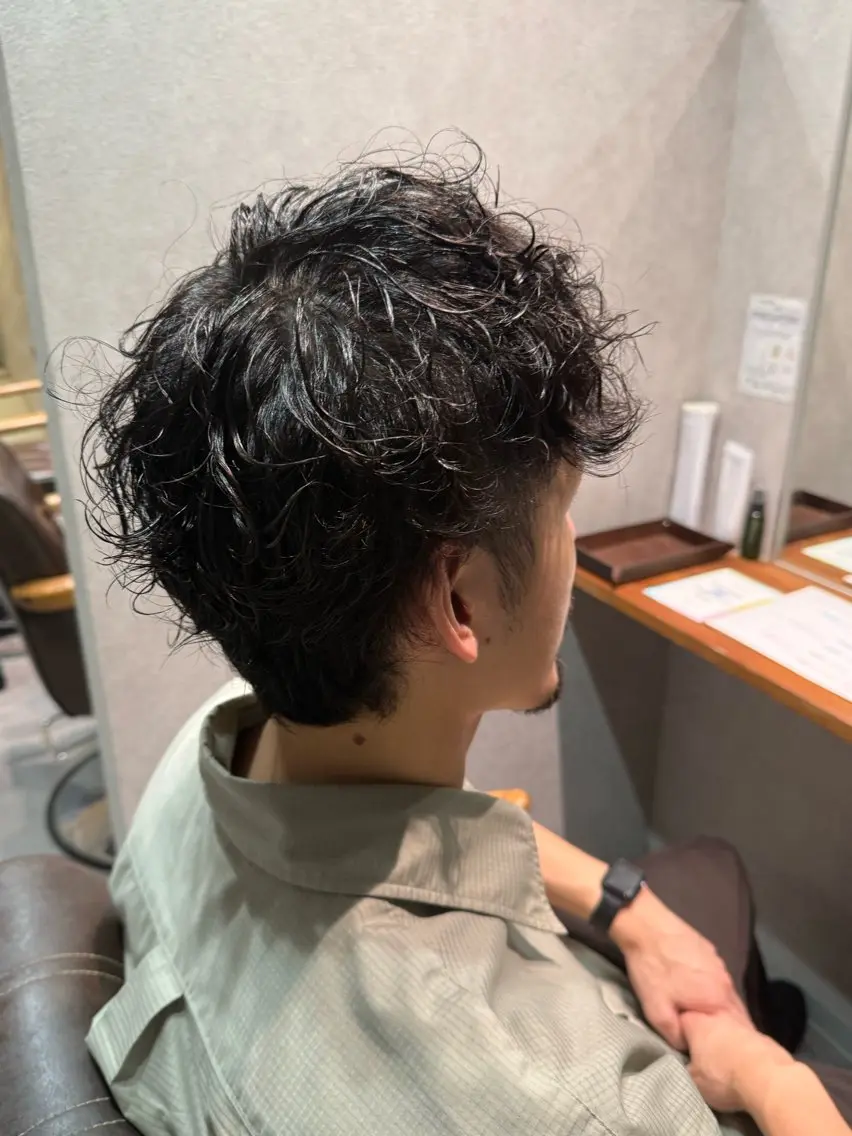 ショート パーマ メンズ 佐藤 大和のヘアスタイル