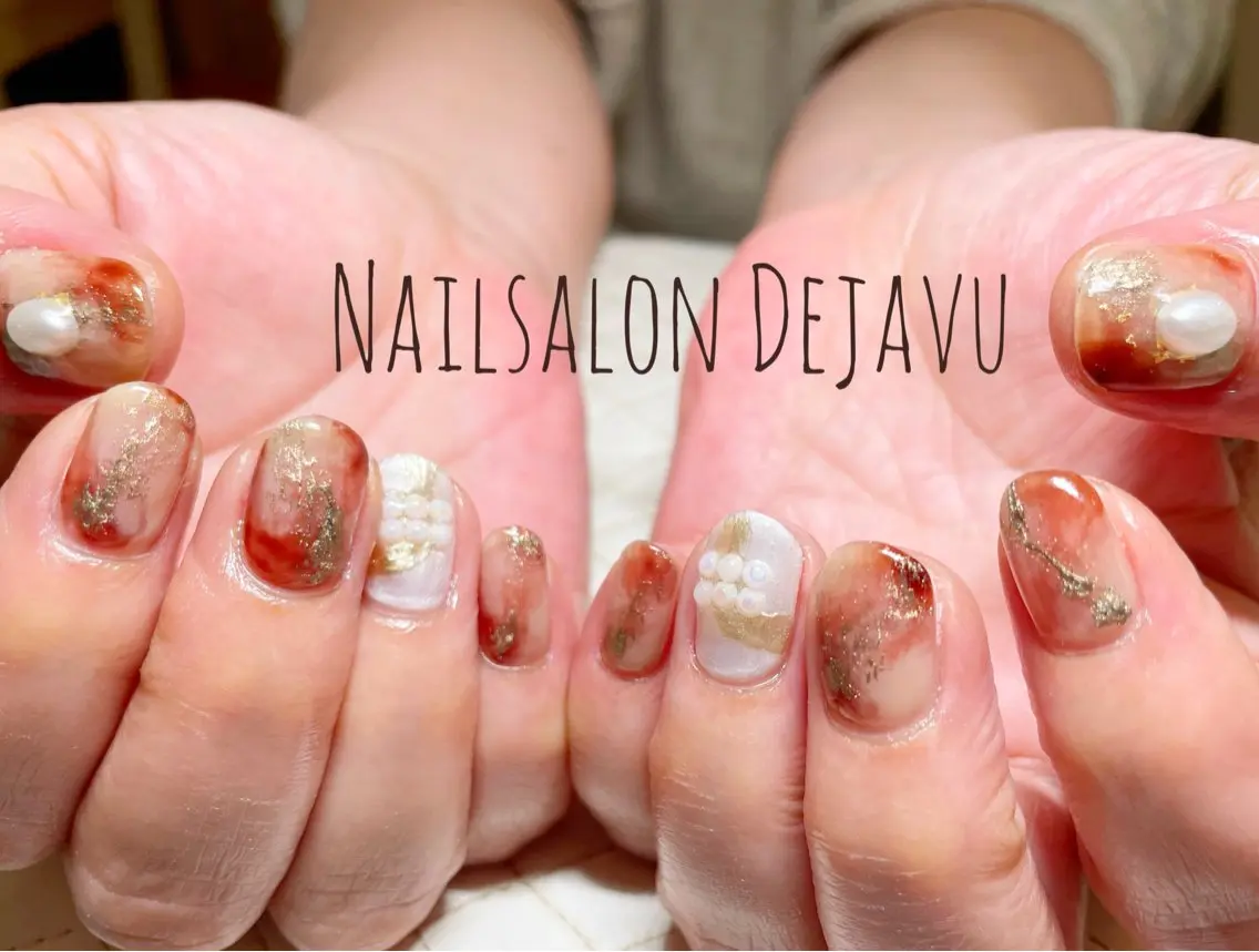 ネイル ニュアンスネイル ハンドネイル Nail salon Dejavu 🌿のネイルデザイン
