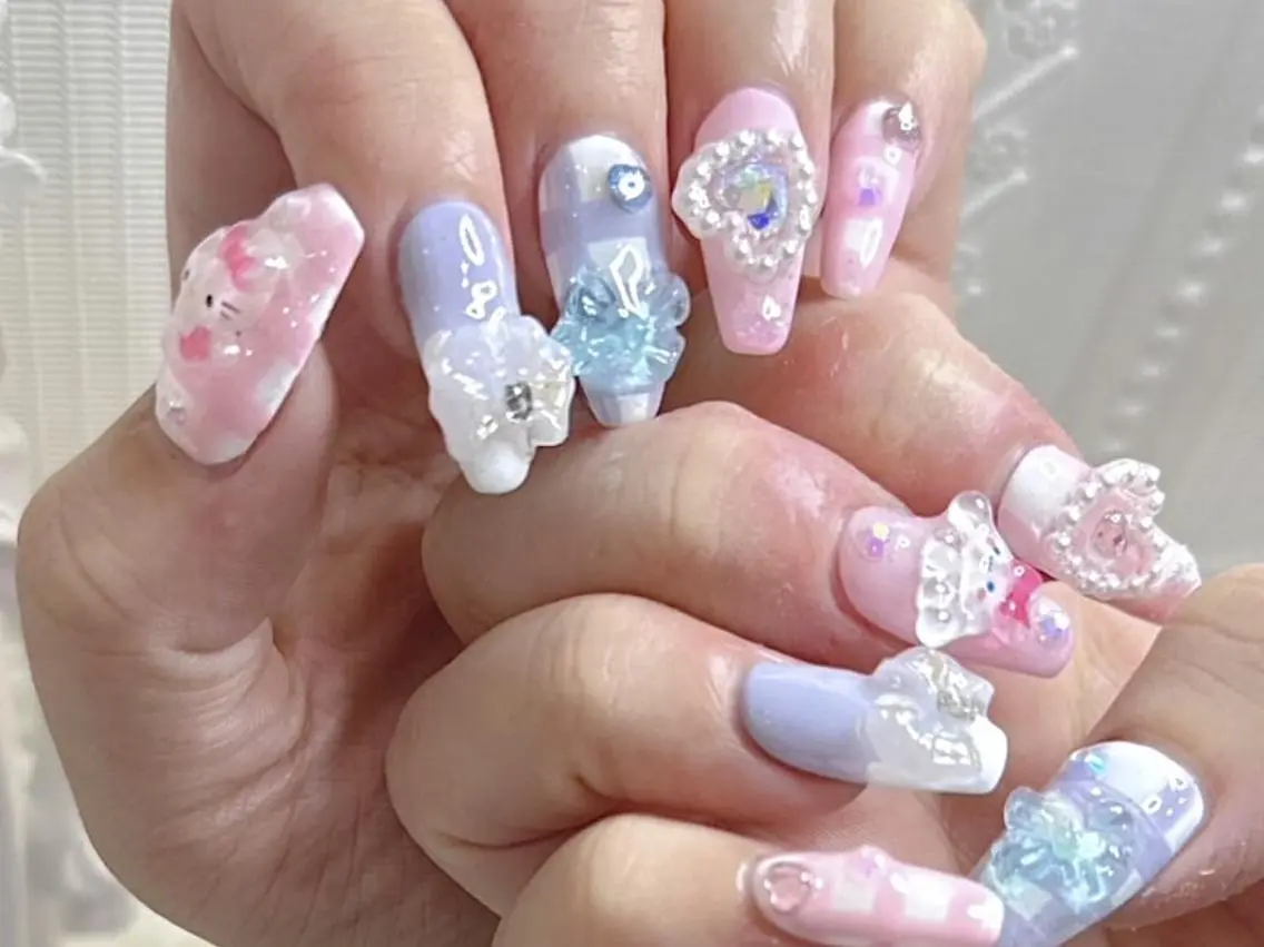 ネイル アートネイル 持ち込み 🦋y y Nail 🤍のネイルデザイン