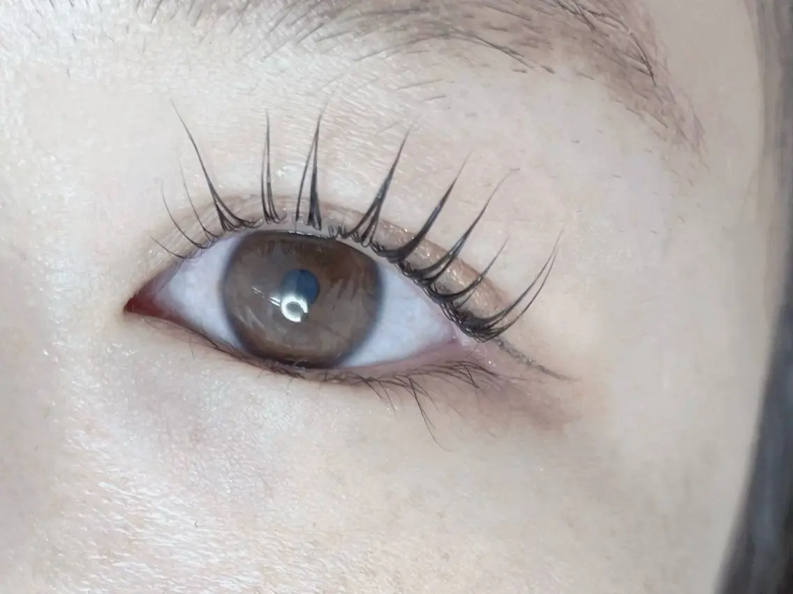 マツエク・マツパ パリジェンヌラッシュリフト マツパ 🤍comoda eye AKARIのマツエク・マツパデザイン