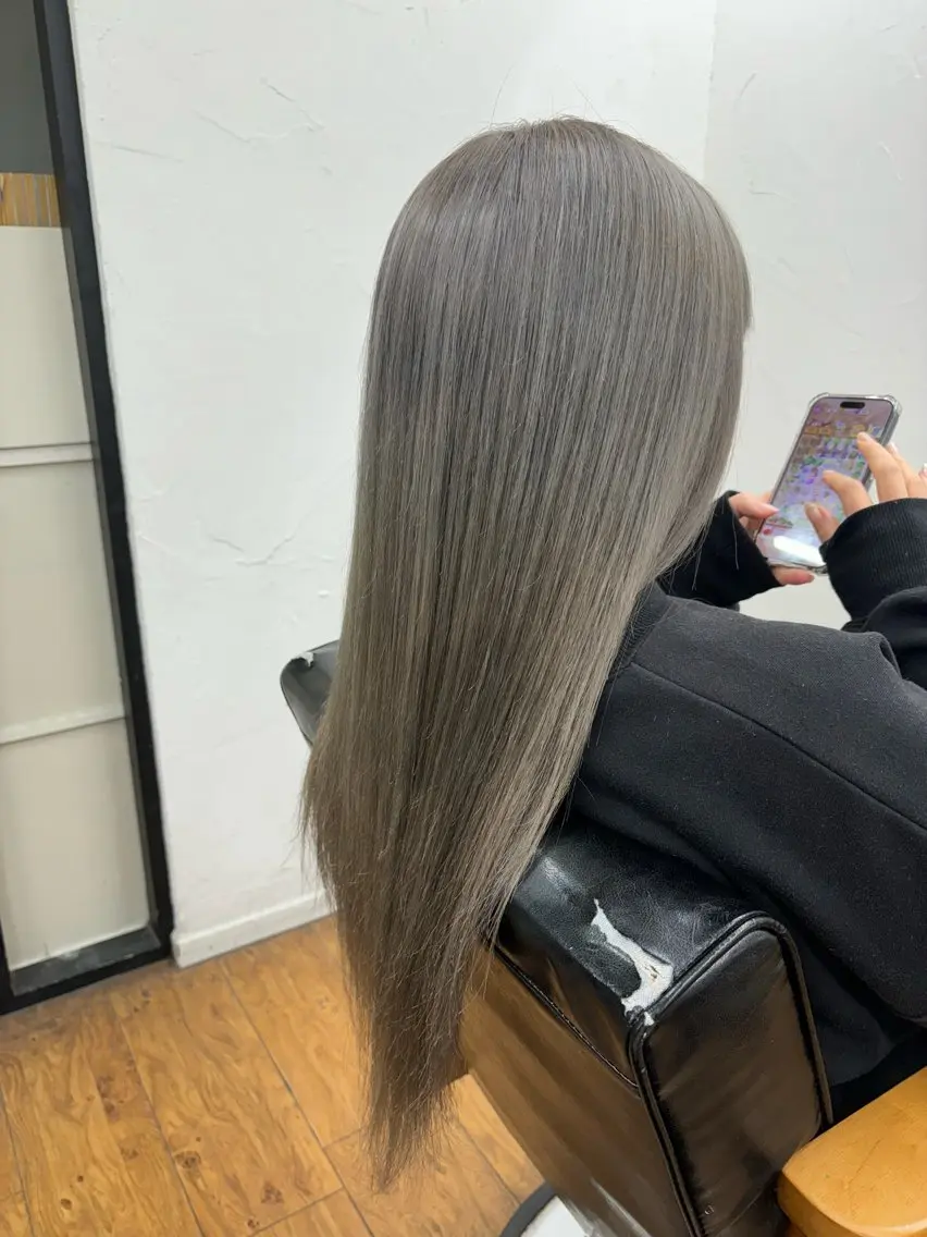 カラー ヘアカラー トリートメント 香野 優子のヘアスタイル