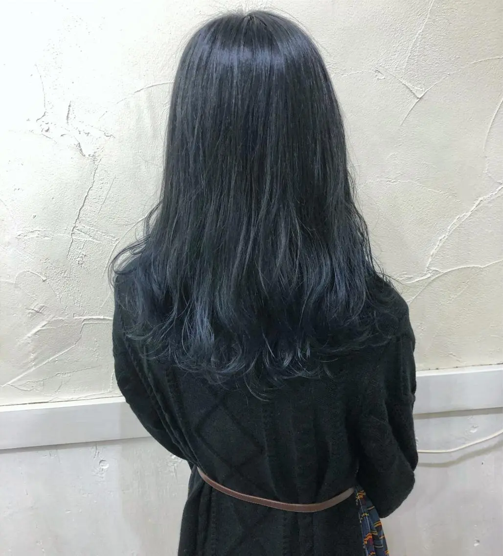 セミロング Loob.TOKYO MIYA🌈のヘアスタイル