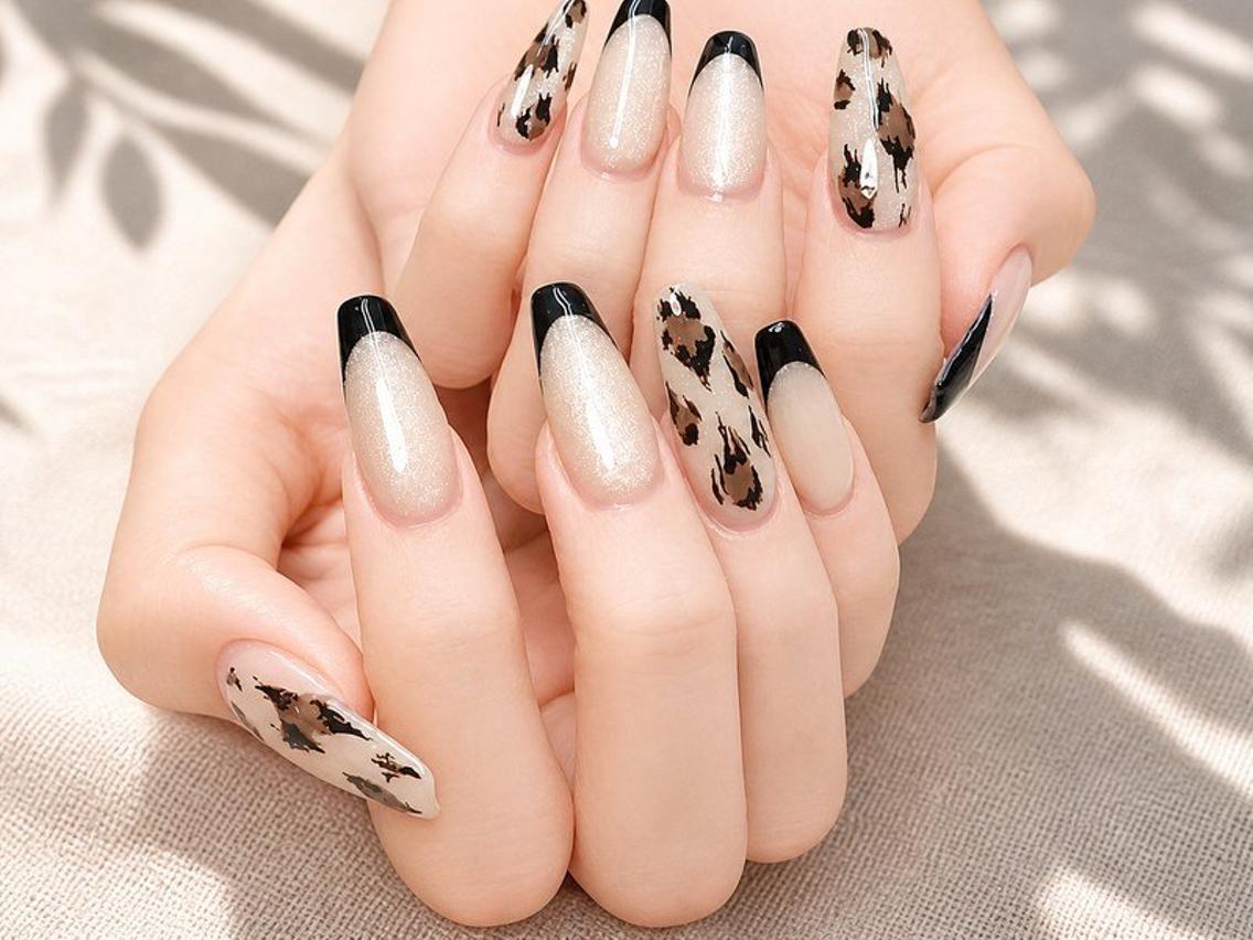 ネイル アニマル柄 ハンドネイル Lili Nail Studio西荻窪店のネイルデザイン