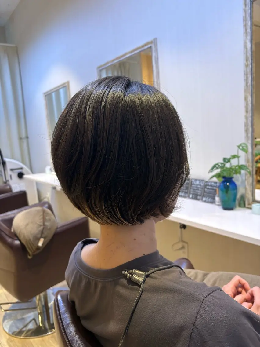 ショート ボブ レイヤーカット 上川畑 つかさのヘアスタイル