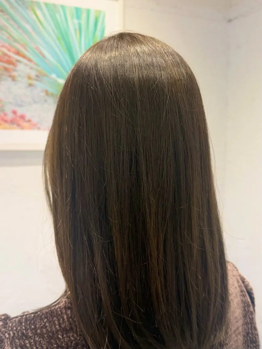 カラー 牧野 心咲のヘアスタイル