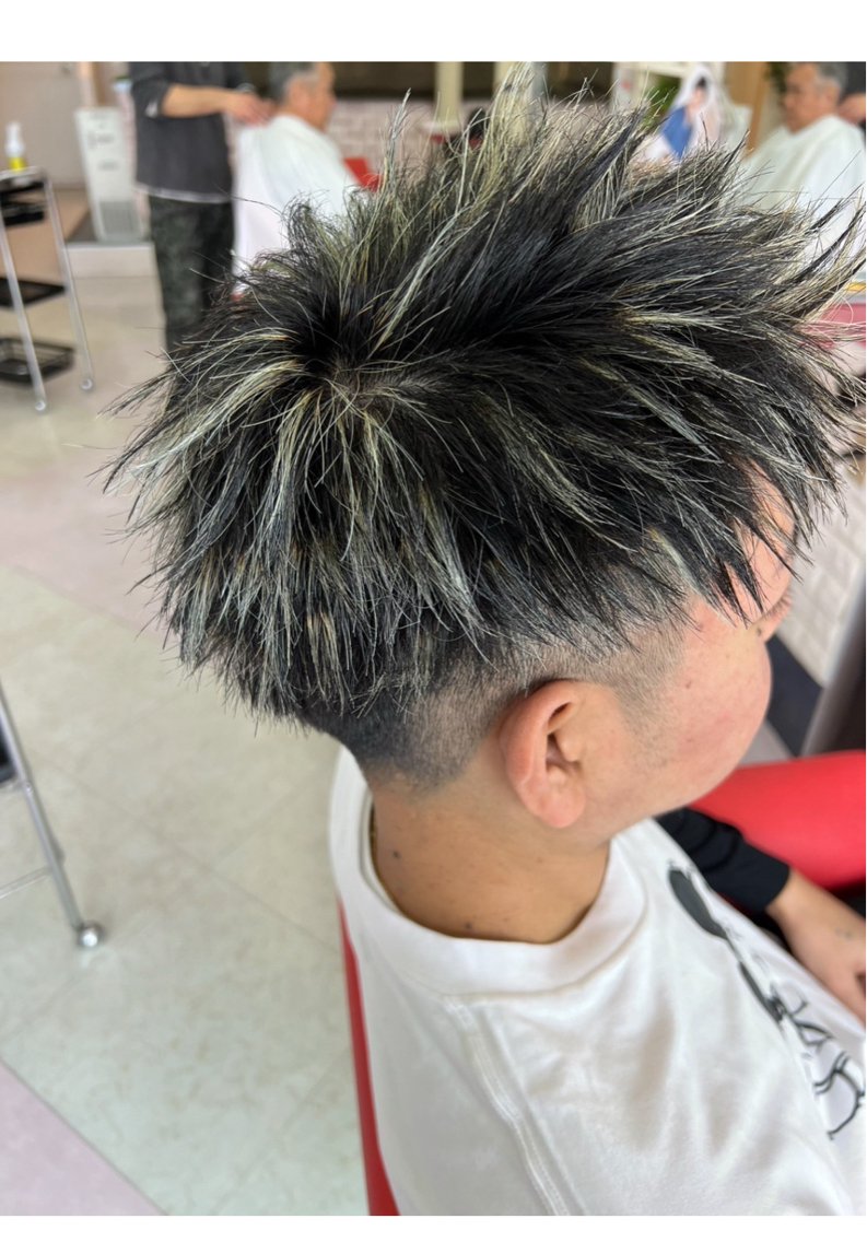 カラー ブリーチ メッシュ ナカジマ美容室東鯖江 kaoriのヘアスタイル