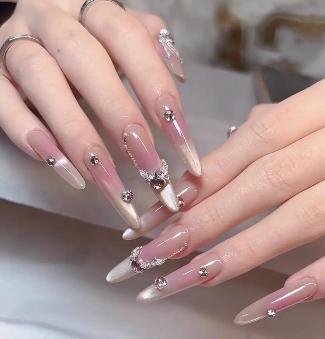 ネイル ハンドネイル D-BEAUTY Nailsalonのネイルデザイン