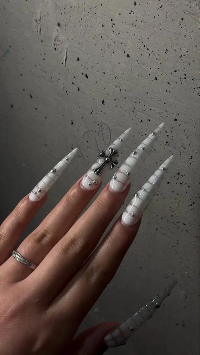 ネイル ロングネイル ハンドネイル IROHA NAIL なほのネイルデザイン