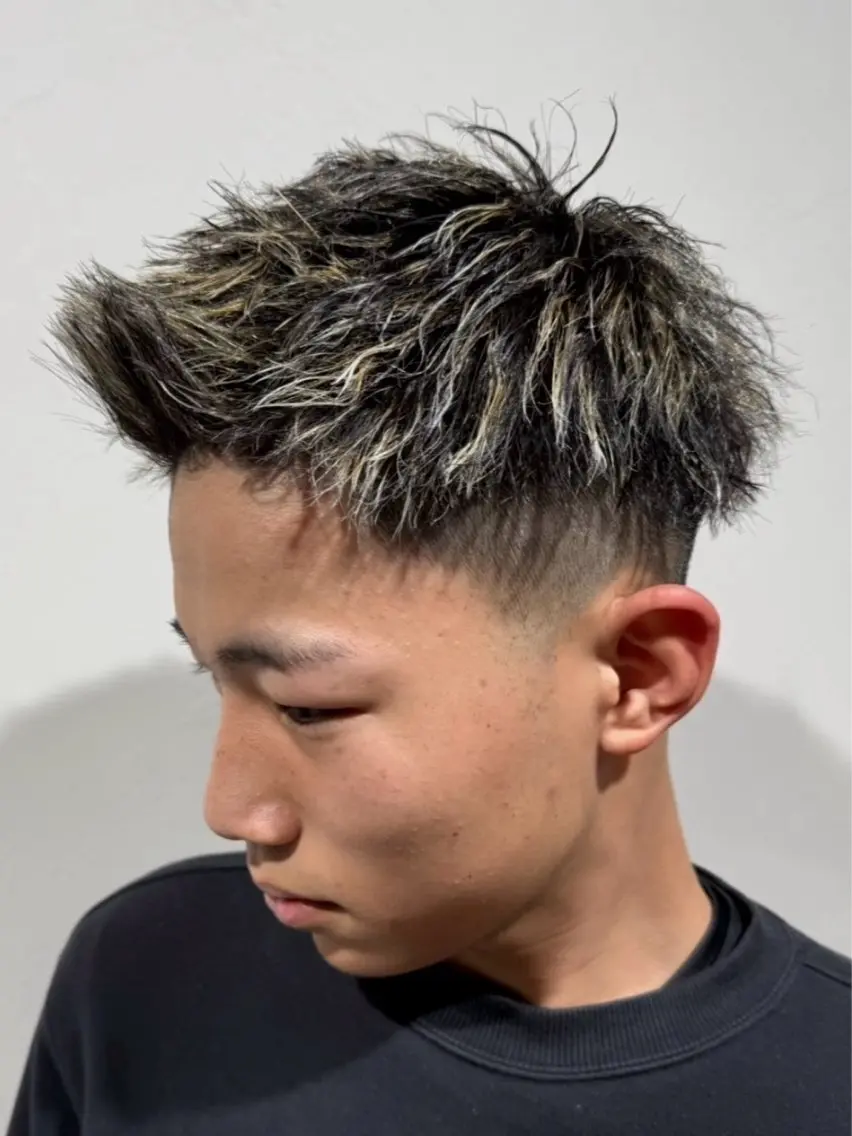 ショート メンズ フェードカット スキンフェード メンズパーマカット 達人/涼のヘアスタイル
