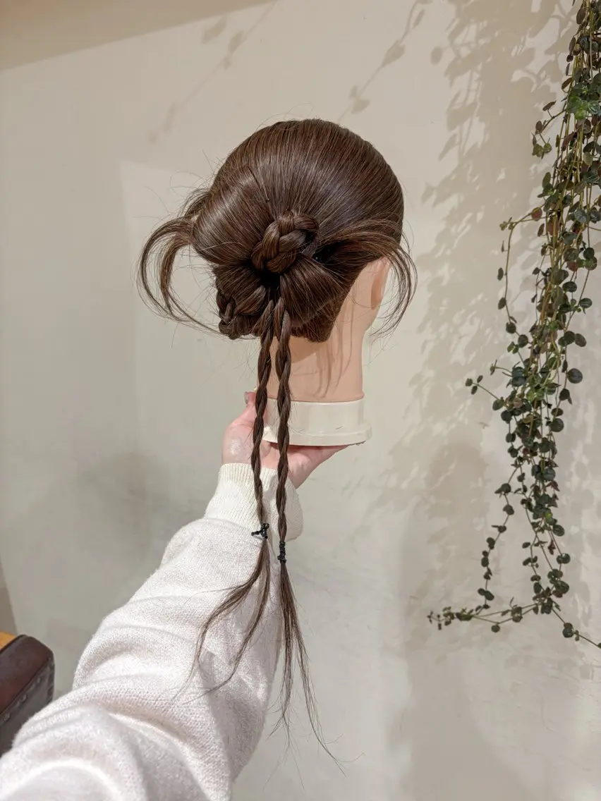 ヘアアレンジ ヘアセット cut/nail ▫️イチカ🌻のヘアスタイル