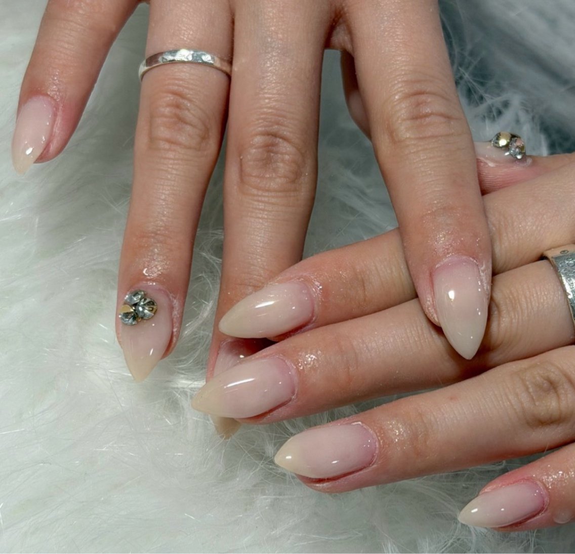 ネイル ハンドネイル LAVISH sakiのネイルデザイン
