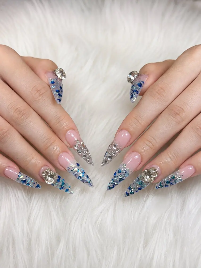 ネイル ブルー 長さ出し ホログラムネイル キラキラネイル 韓国ネイル MEO MEO NAIL  守山のネイルデザイン