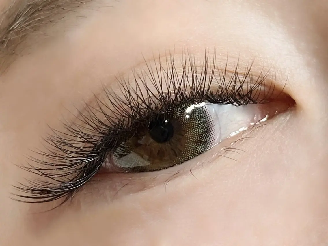 マツエク・マツパ wreath eyelash横浜のマツエク・マツパデザイン