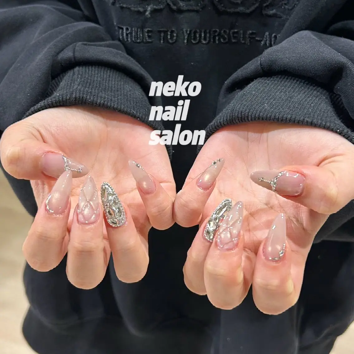 ネイル マグネットネイル ハンドネイル neko nailのネイルデザイン