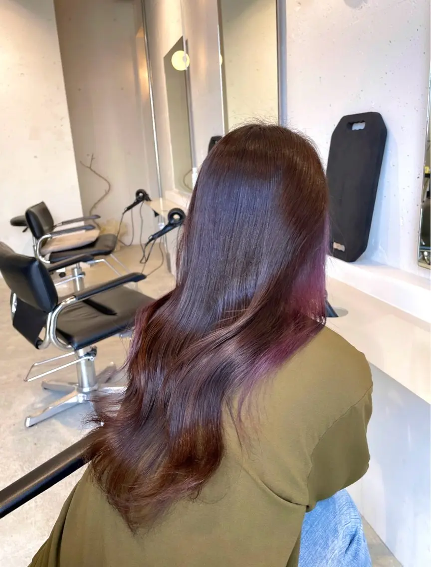 ロング カラー tim hinaのヘアスタイル