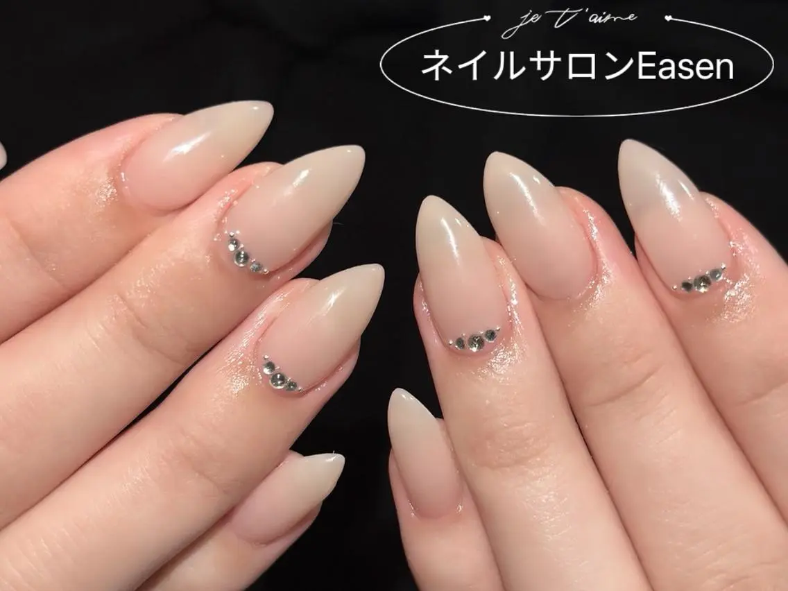 ネイル ネイルサロン Easenのネイルデザイン