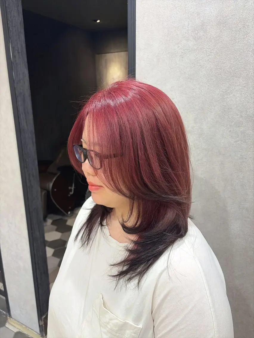 セミロング カット ヘアカラー 🌺レイヤー/ブリー チ艶カラー🌺NOAのヘアスタイル