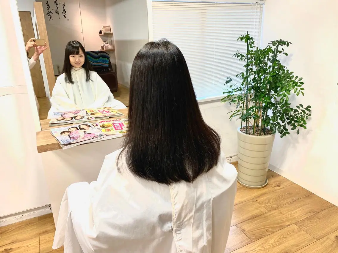 ロング カラー ブラウンカラー ダークブラウン サロン ド ソワのヘアスタイル