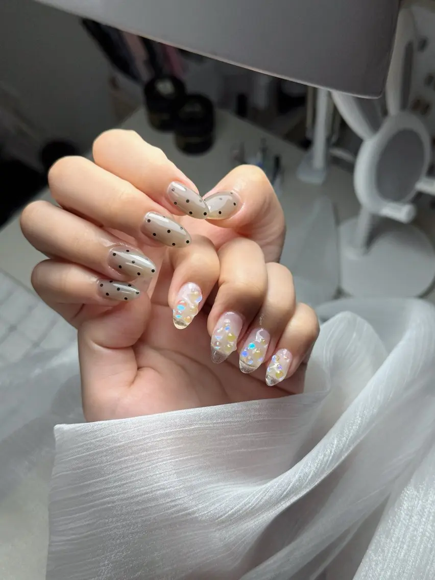ネイル チークネイル フレンチネイル グラデーション 韓国ネイル マグネットネイル ハンドネイル Hana Nailのネイルデザイン
