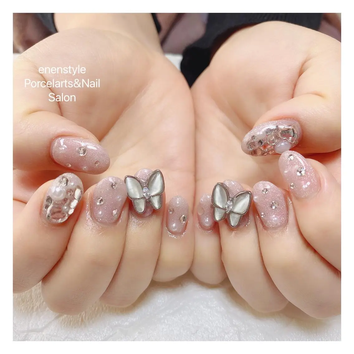 ミディアム ネイル 🐾enen style 🐾のネイルデザイン