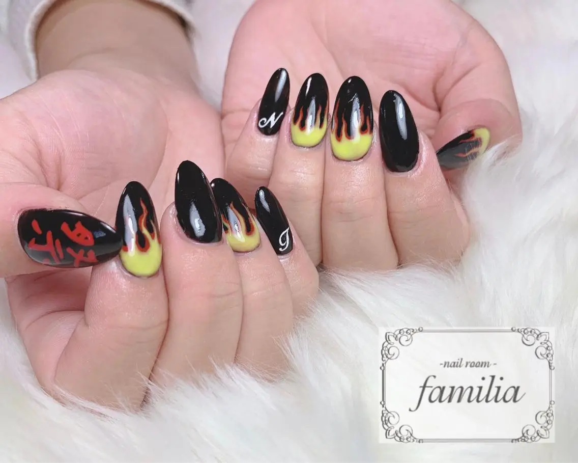 ネイル アートネイル -nailroom- familiaのネイルデザイン