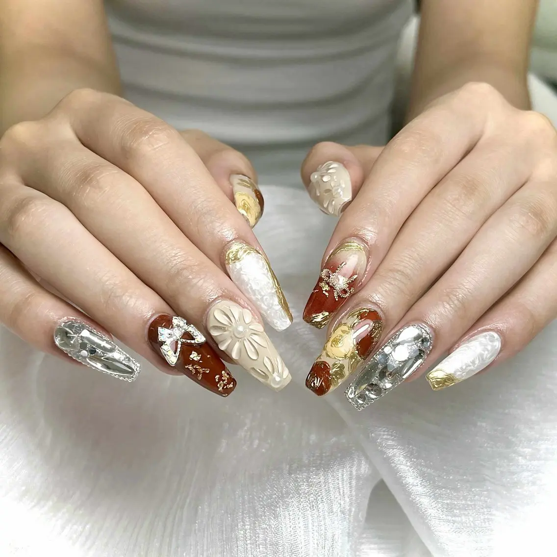 ネイル ハンドネイル ハンドケア Nova Nail Nambaのネイルデザイン