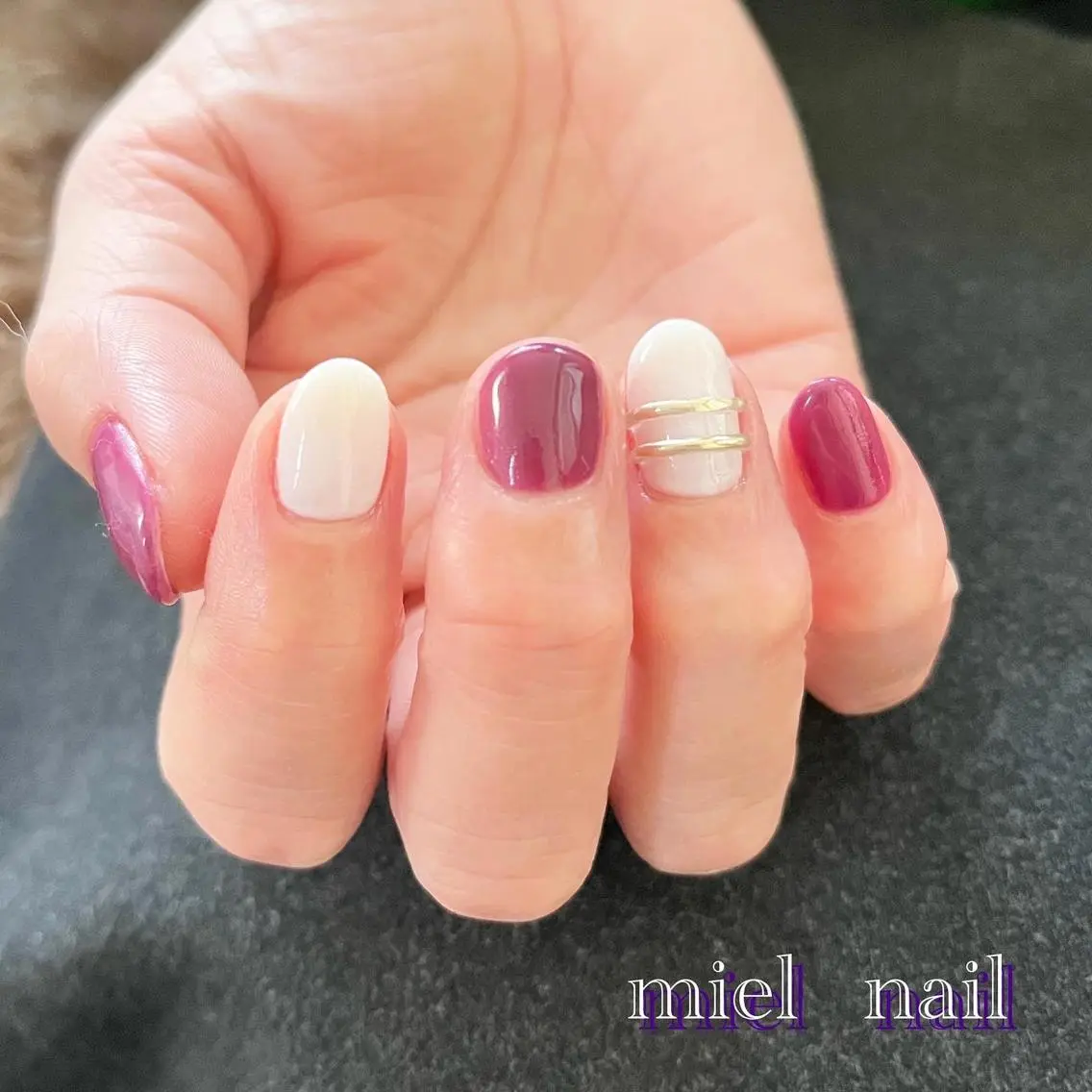 ネイル ミラーネイル パープル miel nailのネイルデザイン