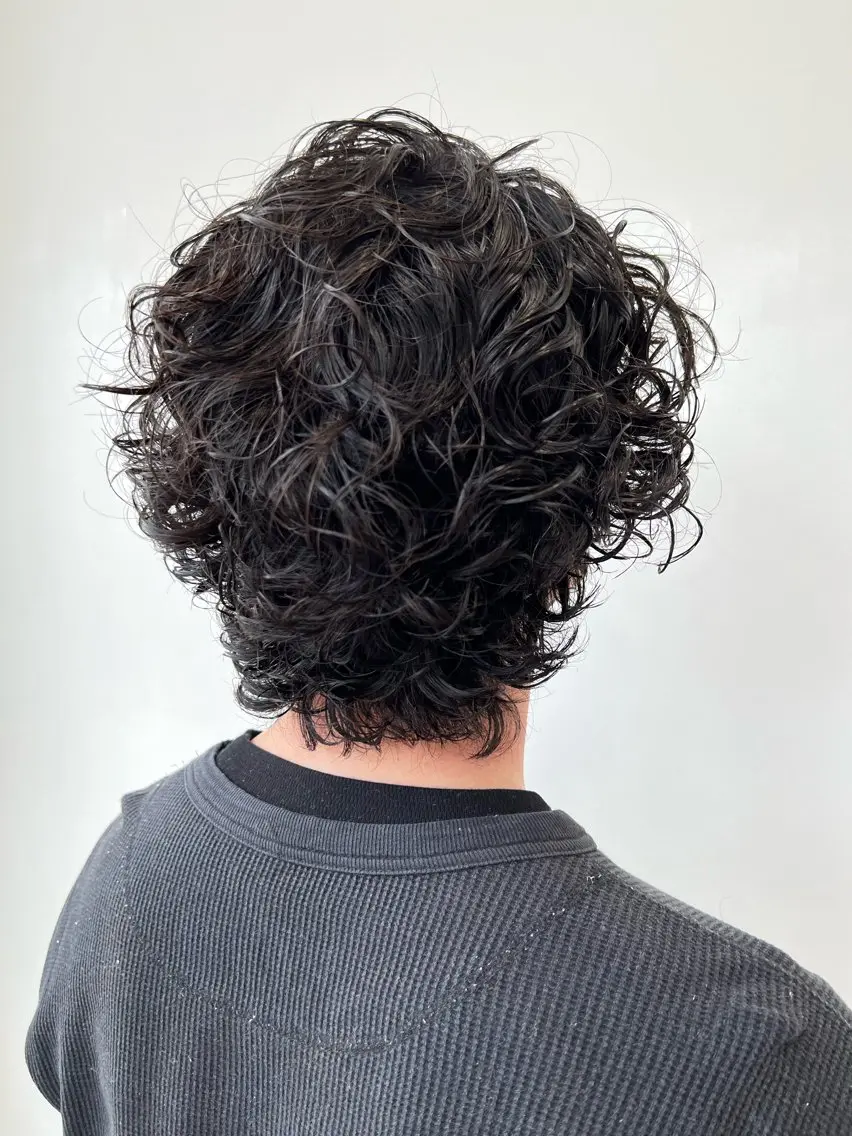 ショート メンズ メンズパーマ くせ毛 カット ヘッドスパ IKU顔周りレイヤー /ボブ/透明感カラーのヘアスタイル